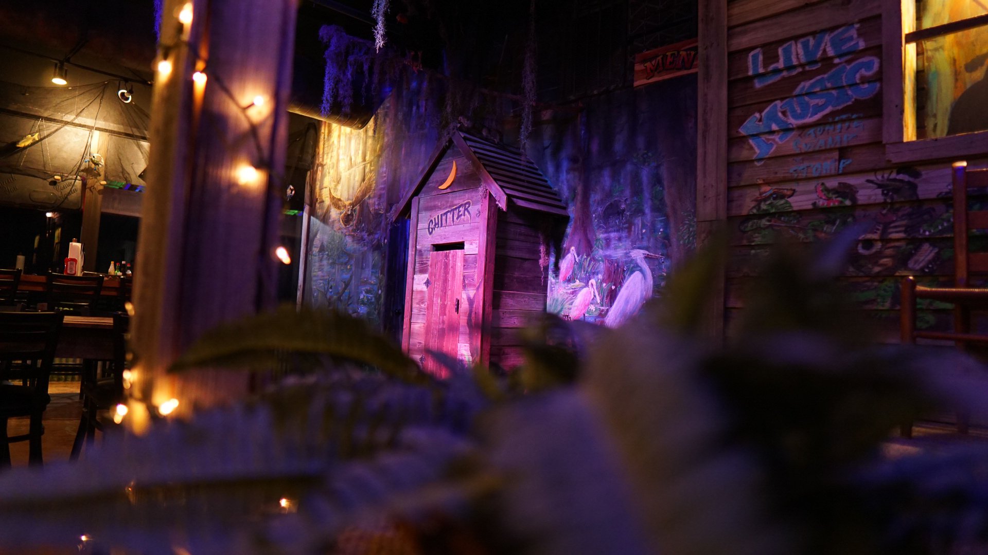 Krazy Cajun restaurant interior with Cajun decor